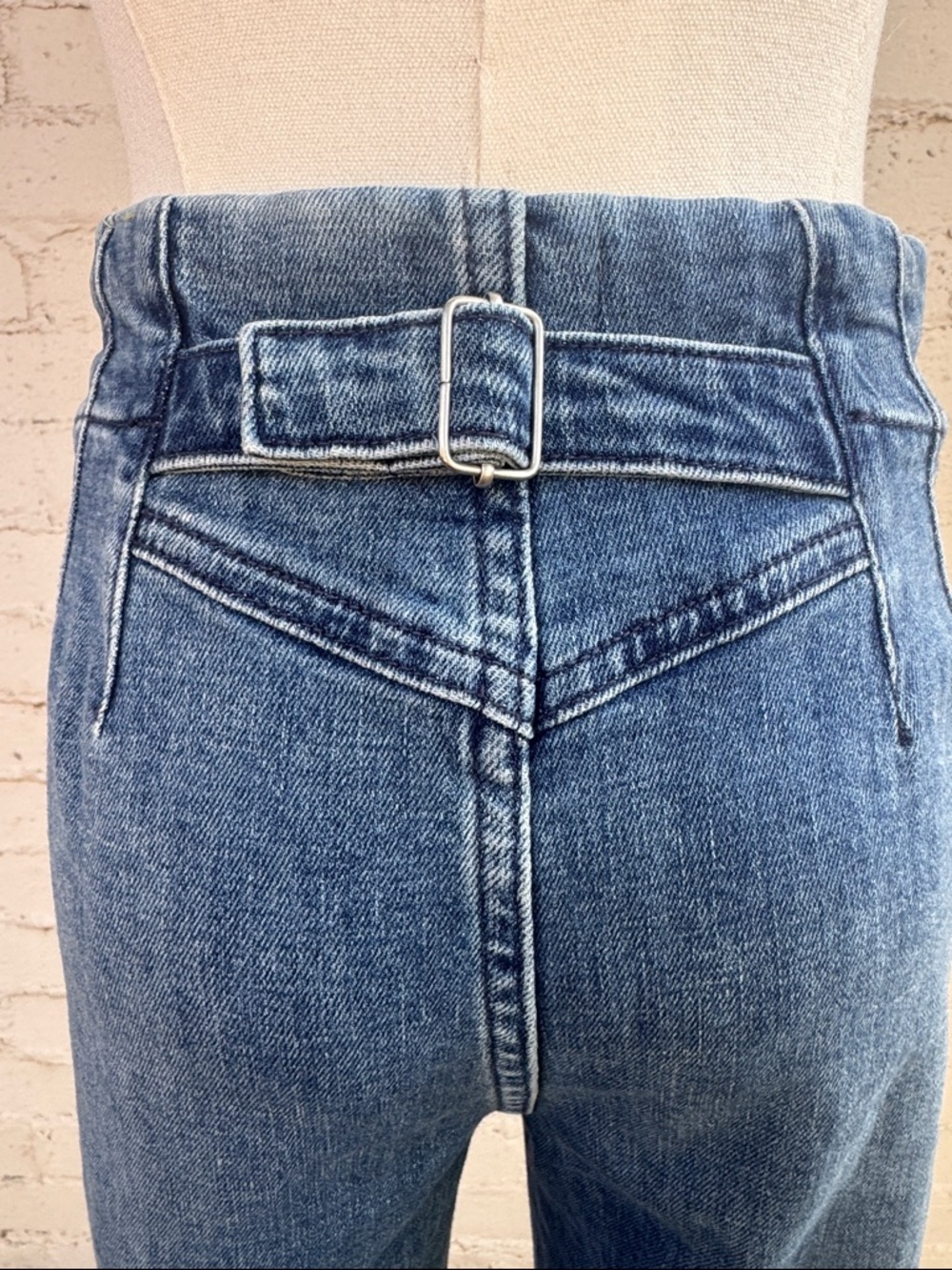 Anthropologie Maeve Bombshell Slim Straight Jean Medium Wash Size 27 - Picture 11 of 16
